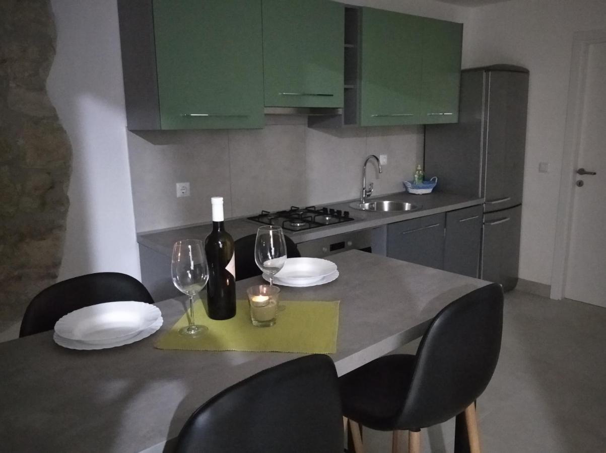 Apartman Lari Vižinada Екстериор снимка